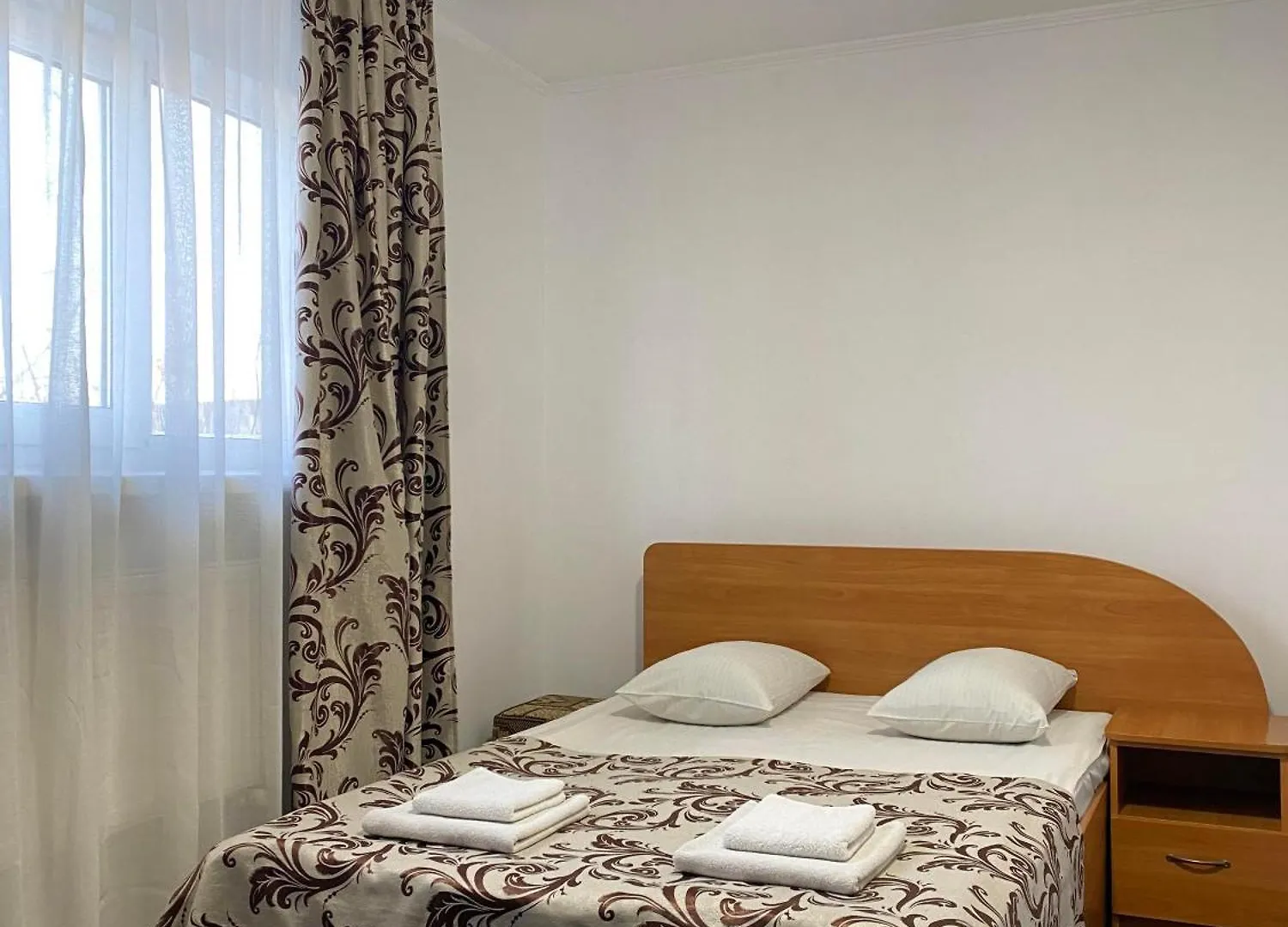 Viktoria Hotel Obrošyne