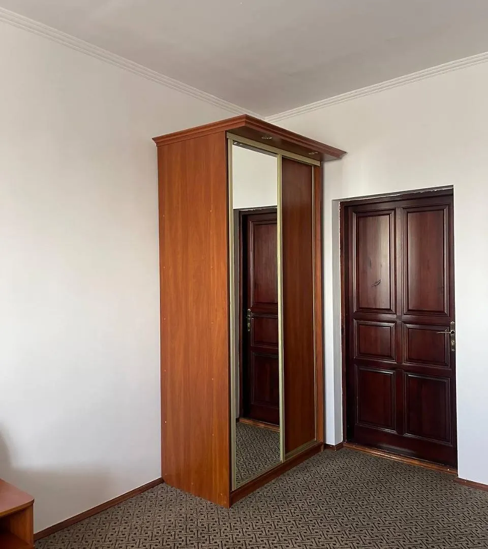 Viktoria Hotel Obrošyne